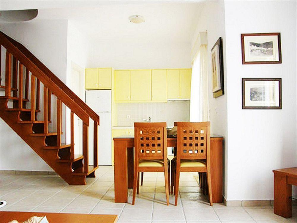 Mouras Resort Livadi  Extérieur photo